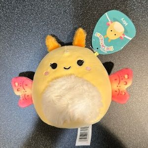 Squishmallow moth Miry